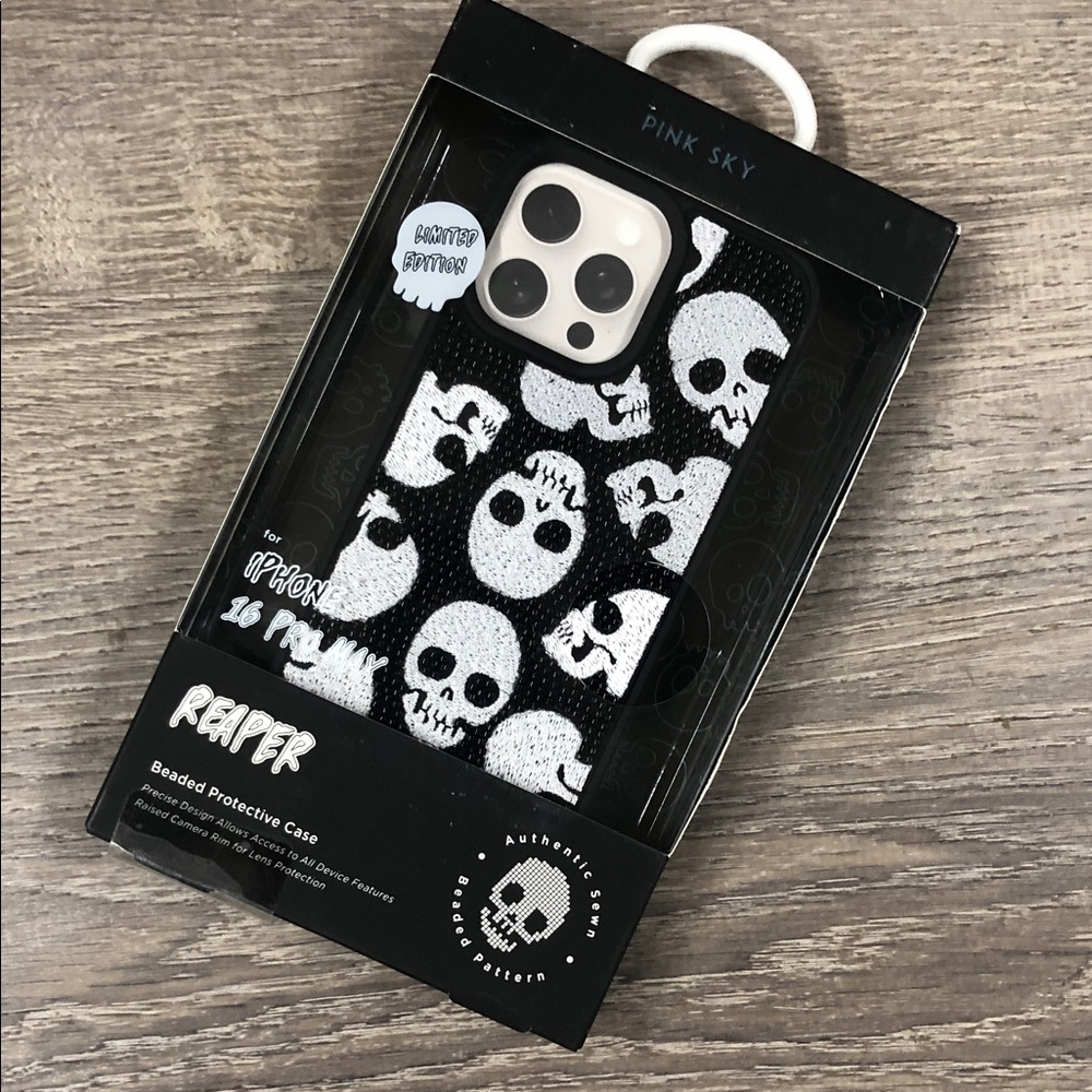 Halloween Reaper Skull Beaded Protective iPhone Case - Black & White